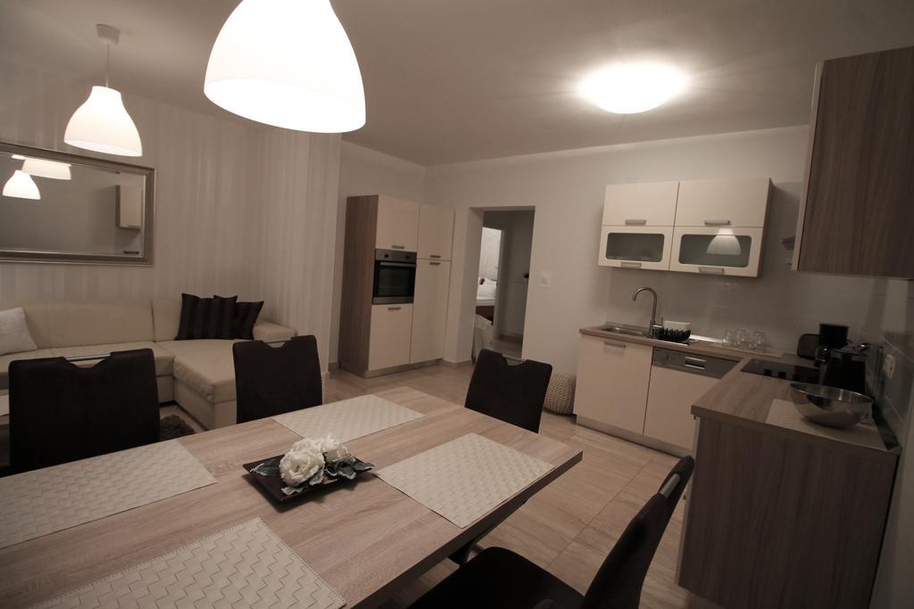 Apartments Villa Mantinela Malinska Luaran gambar
